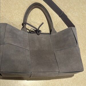 Elegant Gray Suede Women’s Bag